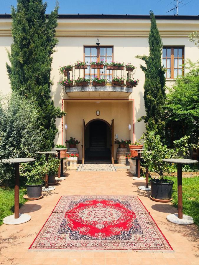 Agriturismo Mulino Bianco Лонато Екстериор снимка