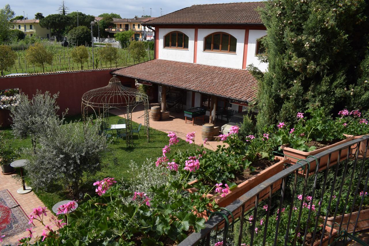 Agriturismo Mulino Bianco Лонато Екстериор снимка
