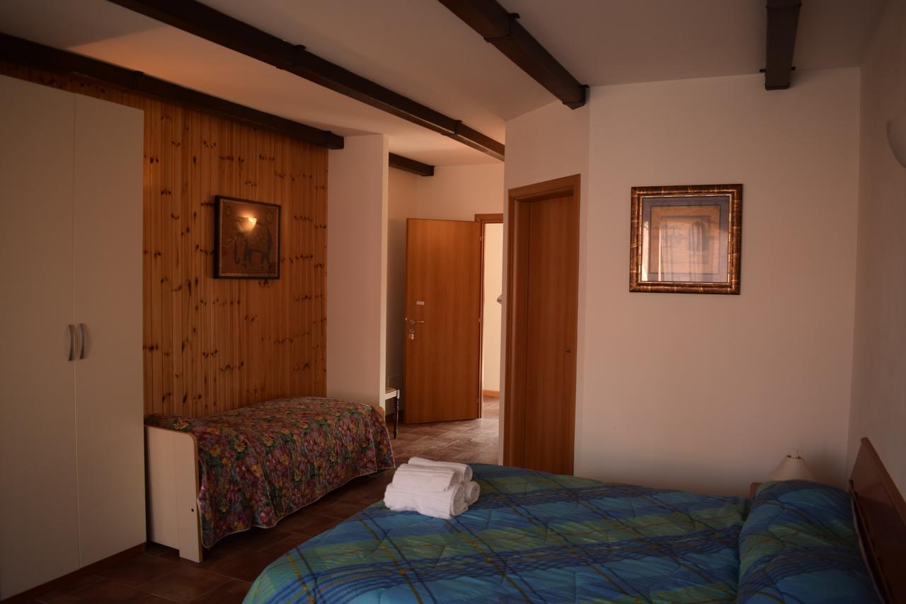 Agriturismo Mulino Bianco Лонато Екстериор снимка