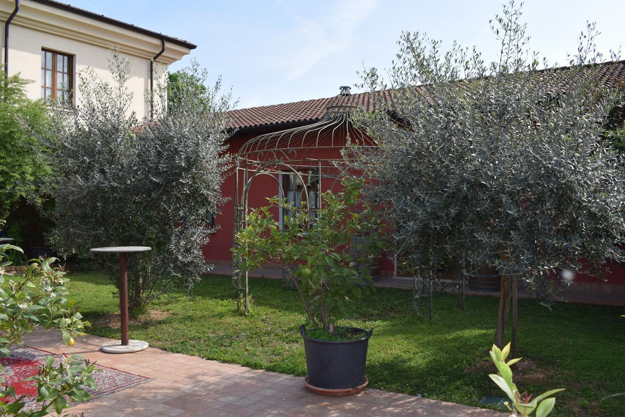 Agriturismo Mulino Bianco Лонато Екстериор снимка